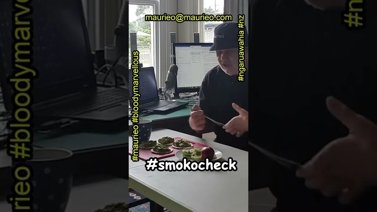 maurieo #shorts #1 SMOKO IN THE OVAL OFFICE