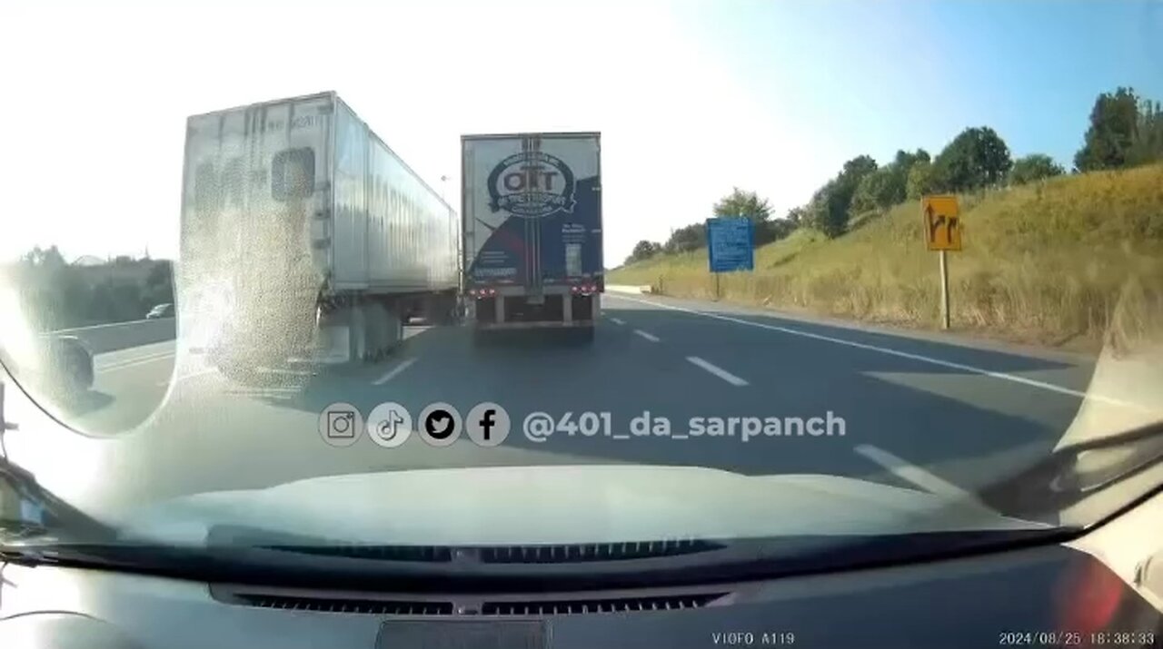Confusing lane change on highway 427 Toronto