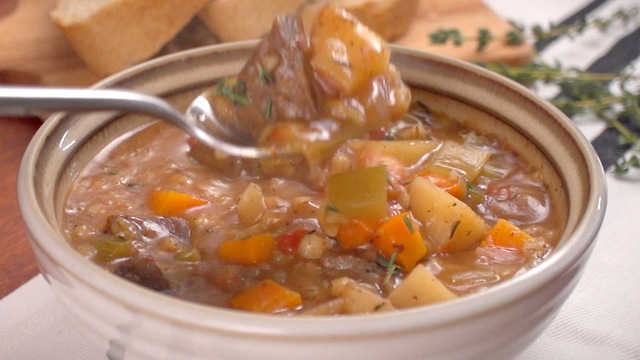 Slow Cooker Beef Barley Soup