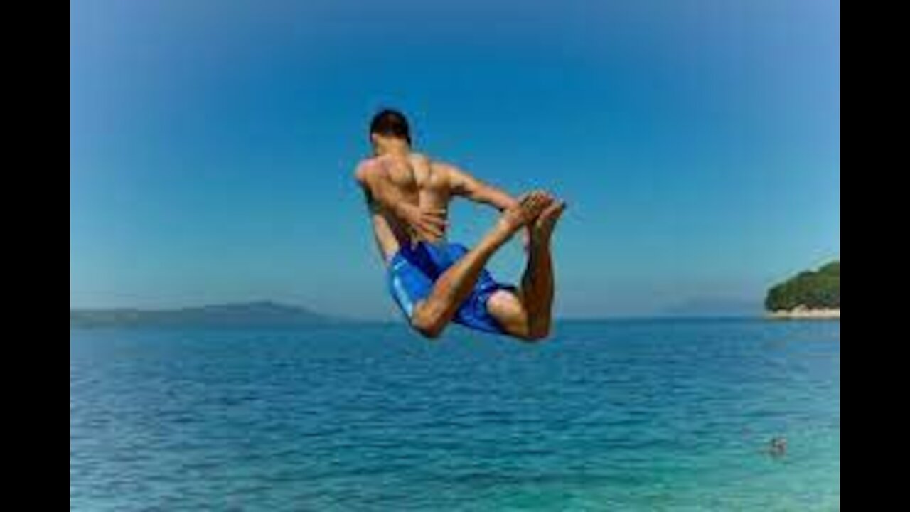 Jumps into water GONE WRONG | Amazing high jump | Big FAILS |