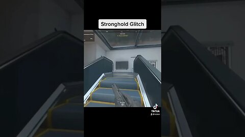 Warzone stronghold glitch #mw2funnymoments #mywarzonelegacy #hacker #ranked #strongholdmoney