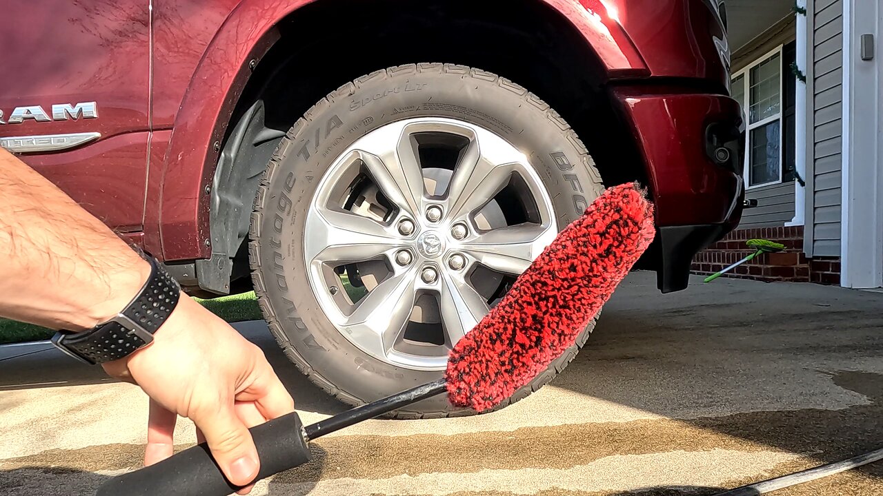 Adam's polishes wheel brush and microfiber wheel mitt