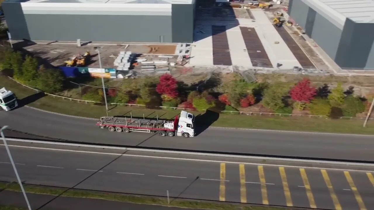 Crynant Plant & Construction Ltd #Volvo #lowloader - Welsh Drones Productions