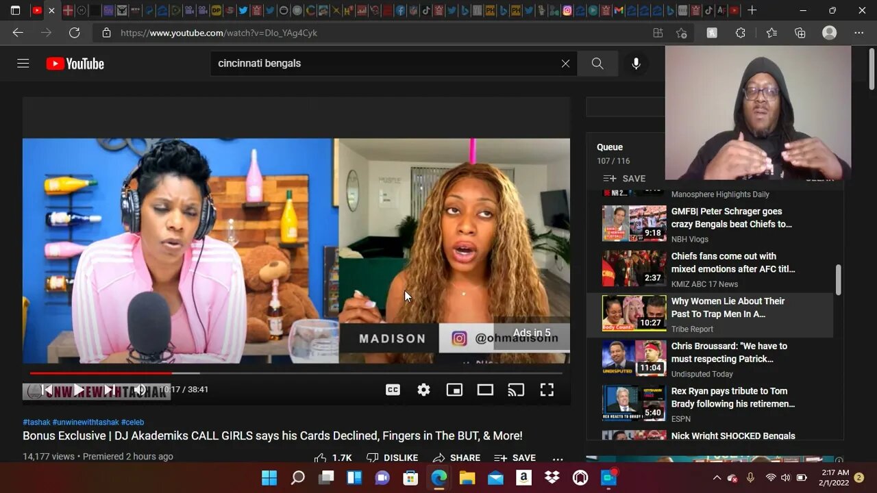 Reacting to @UNWINEWITHTASHAK Exposing @DJAkademiks