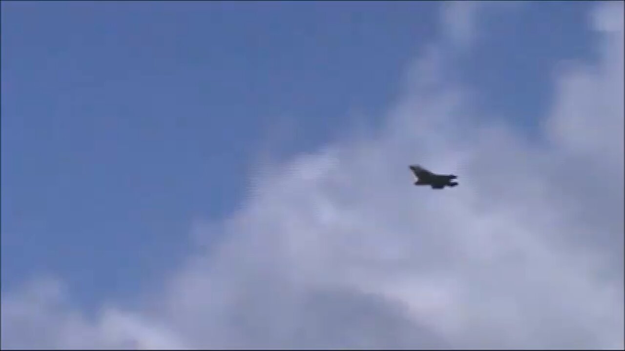 F-35B aileron roll over MCAS Beaufort