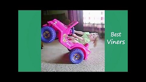 Try not to laugh funny children's vines video