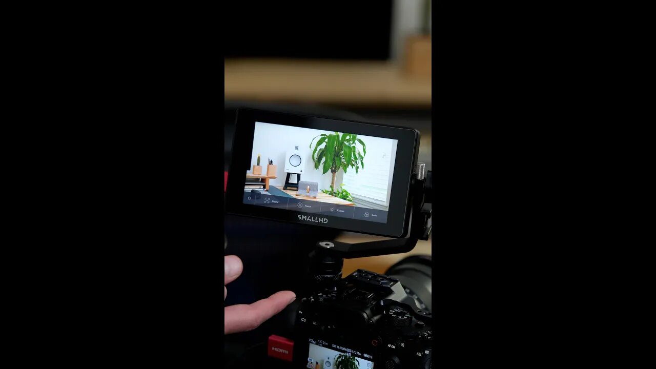 SmallHD Action 5 Review pt.1 - Features I Like!