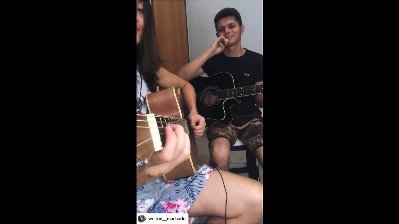 Nada normal / Vitor e Léo no violão