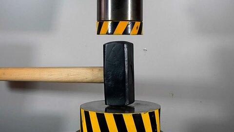 Hydraulic press vs Hammer old vs new