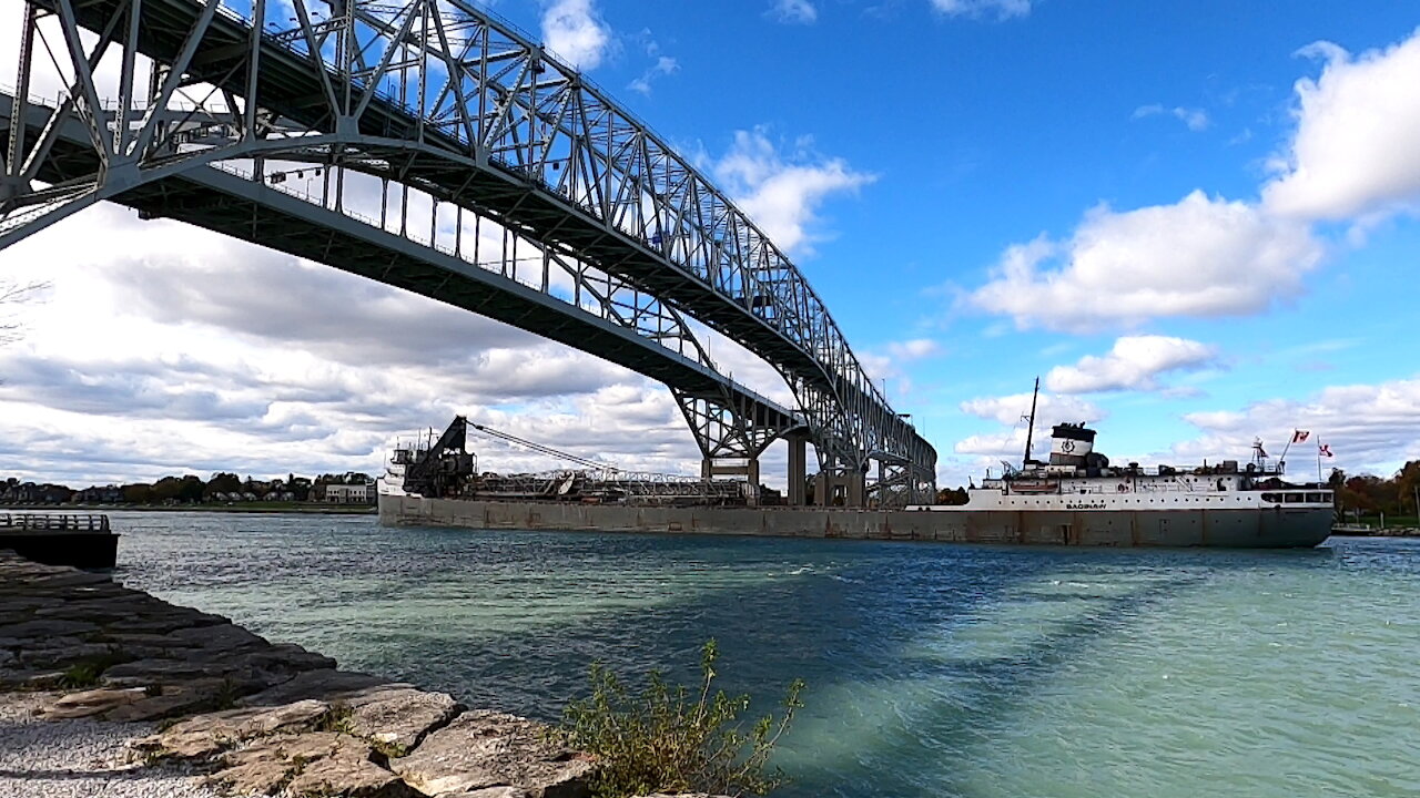 Saginaw 633ft 193m Bulk Carrier Freighter Cargo Ship In St Clair River