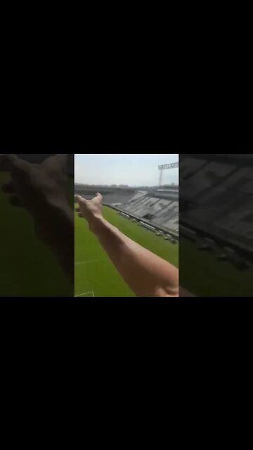 (DENÚNCIA) Funcionários de empresa terceirizada falando besteiras durante expediente em São Januário