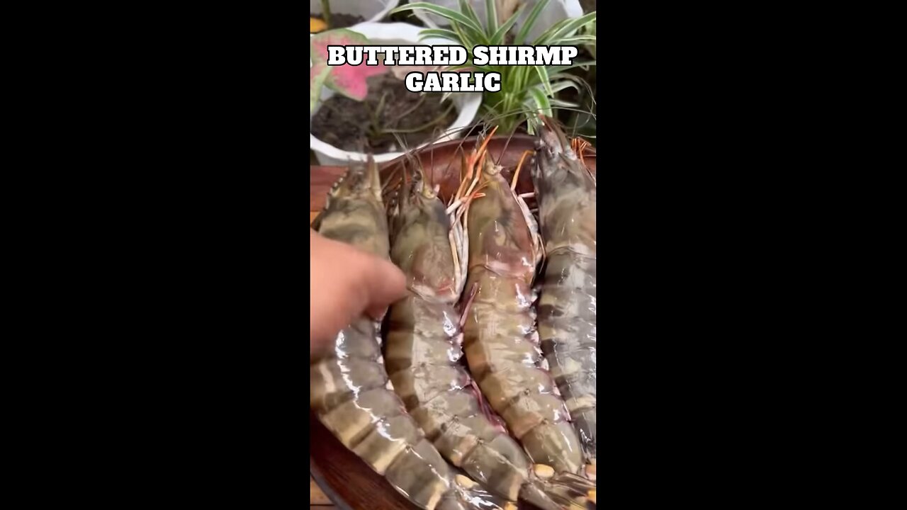 Garlic Buttered Shrimp (Recipe)