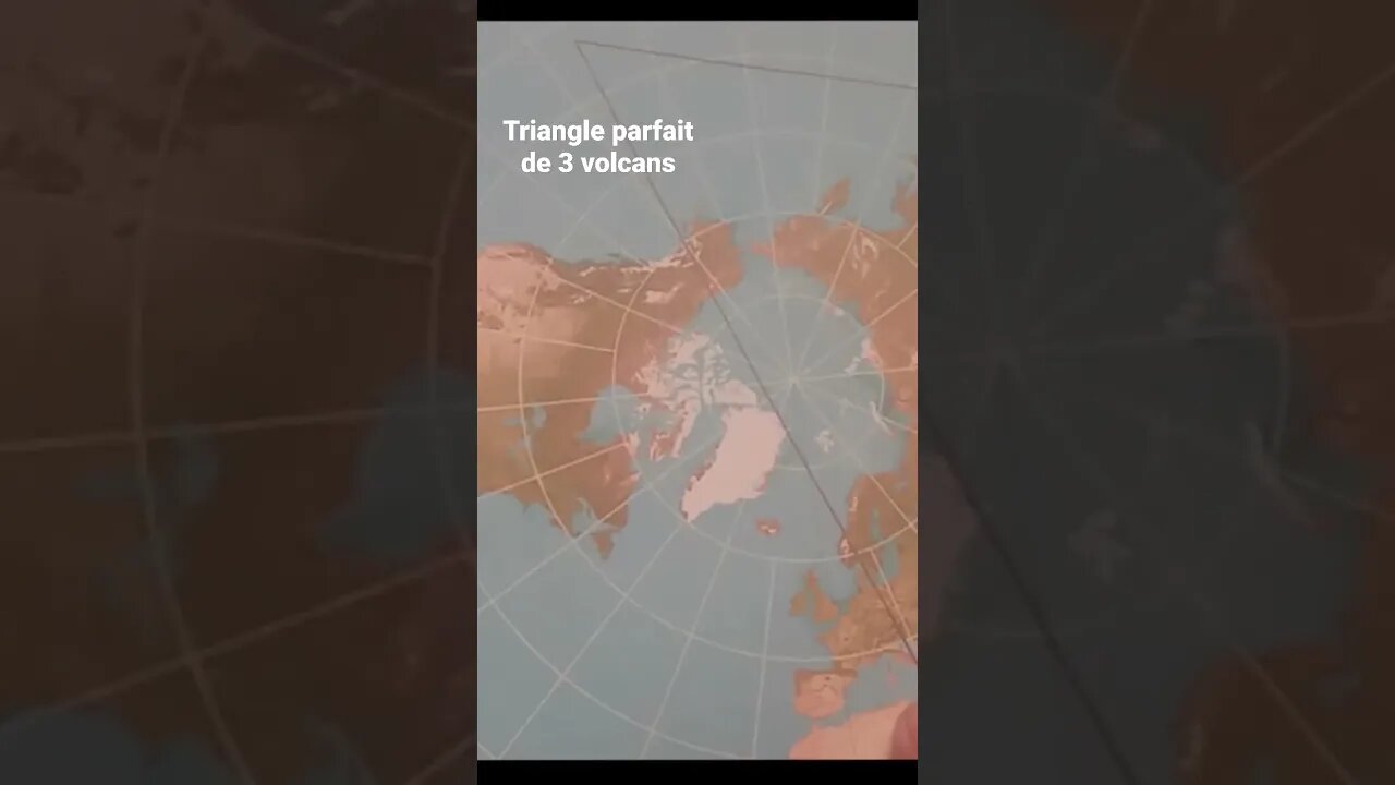 Triangle de 3 volcans couvre la zone de tension