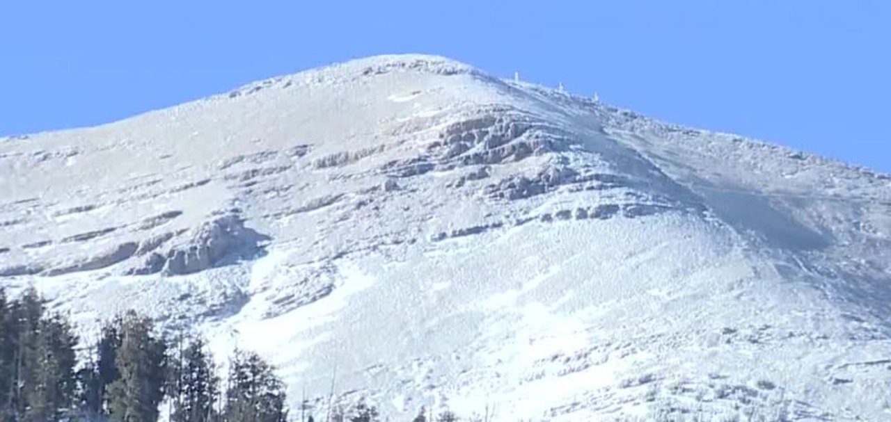 Go Mount Charleston cleaning up mountain