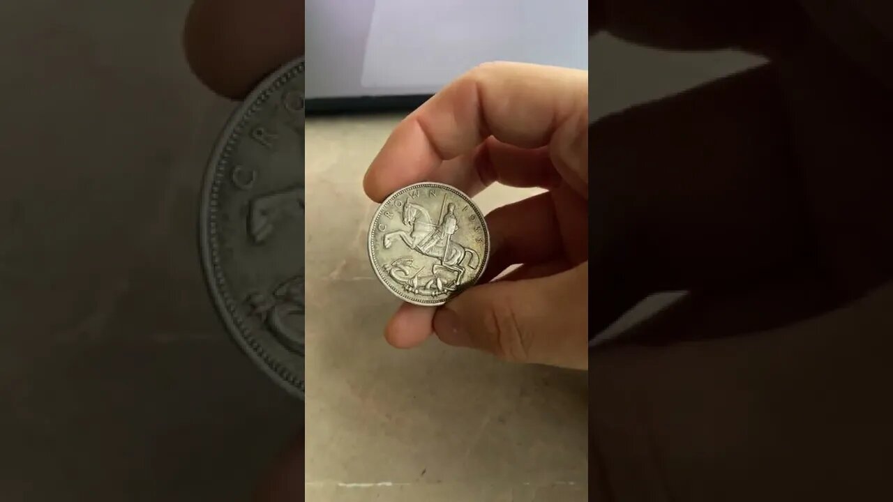 Huge British Crown Coin, Overly Excited Overview