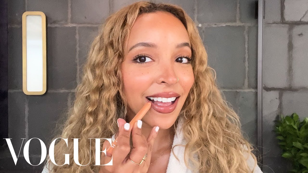 Tinashe’s ‘Nasty’ Y2K Lip Routine | Beauty Secrets | Vogue