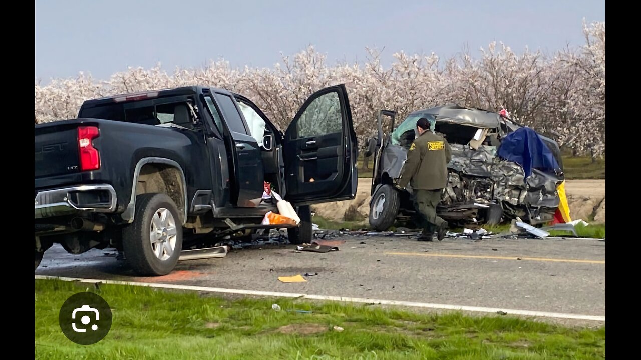 "Unbelievable Road Accident Caught on Camera"