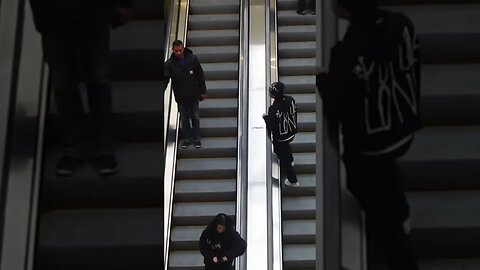 Touching people on the escalator prank🤣🤣🤣 #funny #pranks #prank