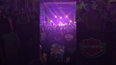 When I'm Gone - 3 Doors Down Live In Dubuque At Back Water Stage