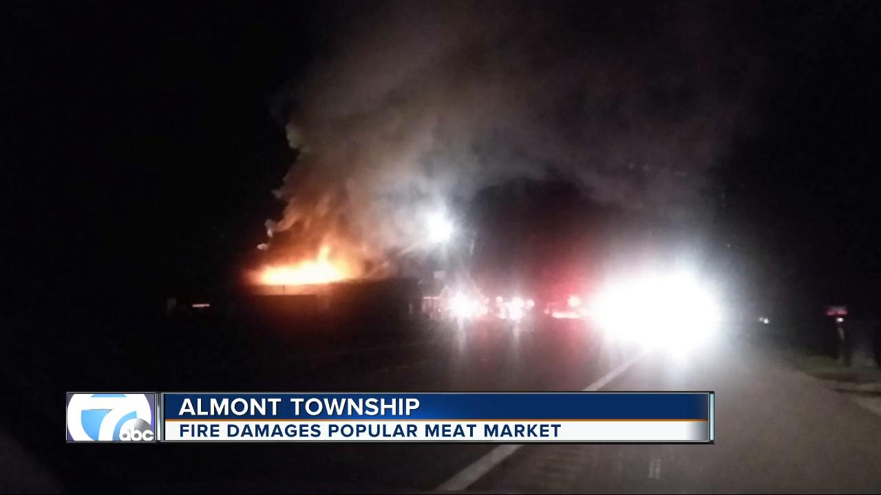 Large fire breaks out at famed Country Smoke House in Almont