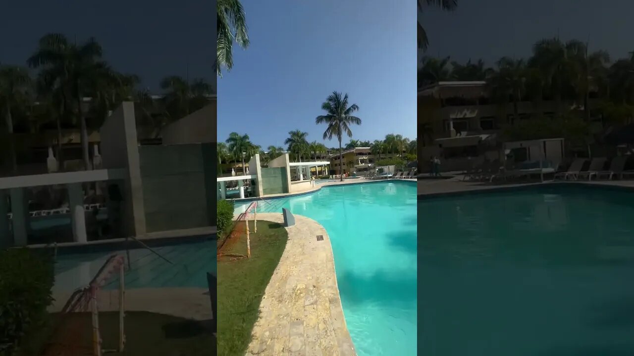 WHERE YALL WANNA SEE APF GO NEXT? #ambercove #miami #losvagos #energy #travel #learntolive