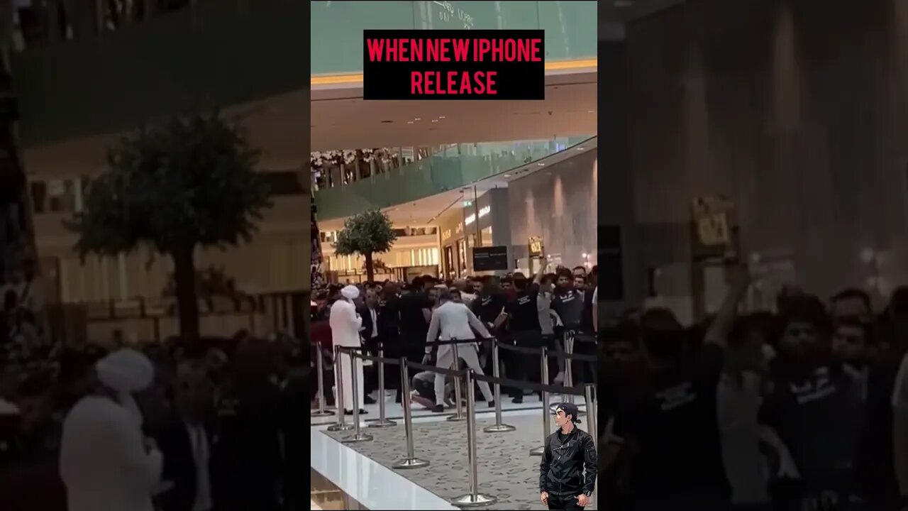 Dubai's Iphone 15 Que Has Gone Crazy #dubai #iphone #iphone15