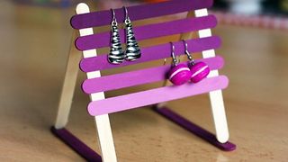 10 creative DIY earring holder ideas