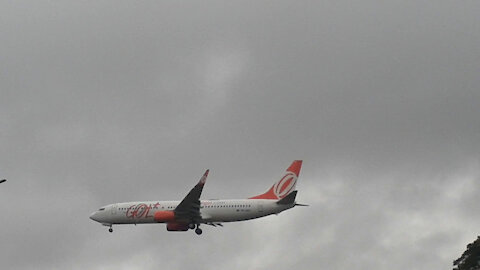 Boeing 737-800 PR-GGK na final antes de pousar em Manaus vindo de B o a Vista 25022021