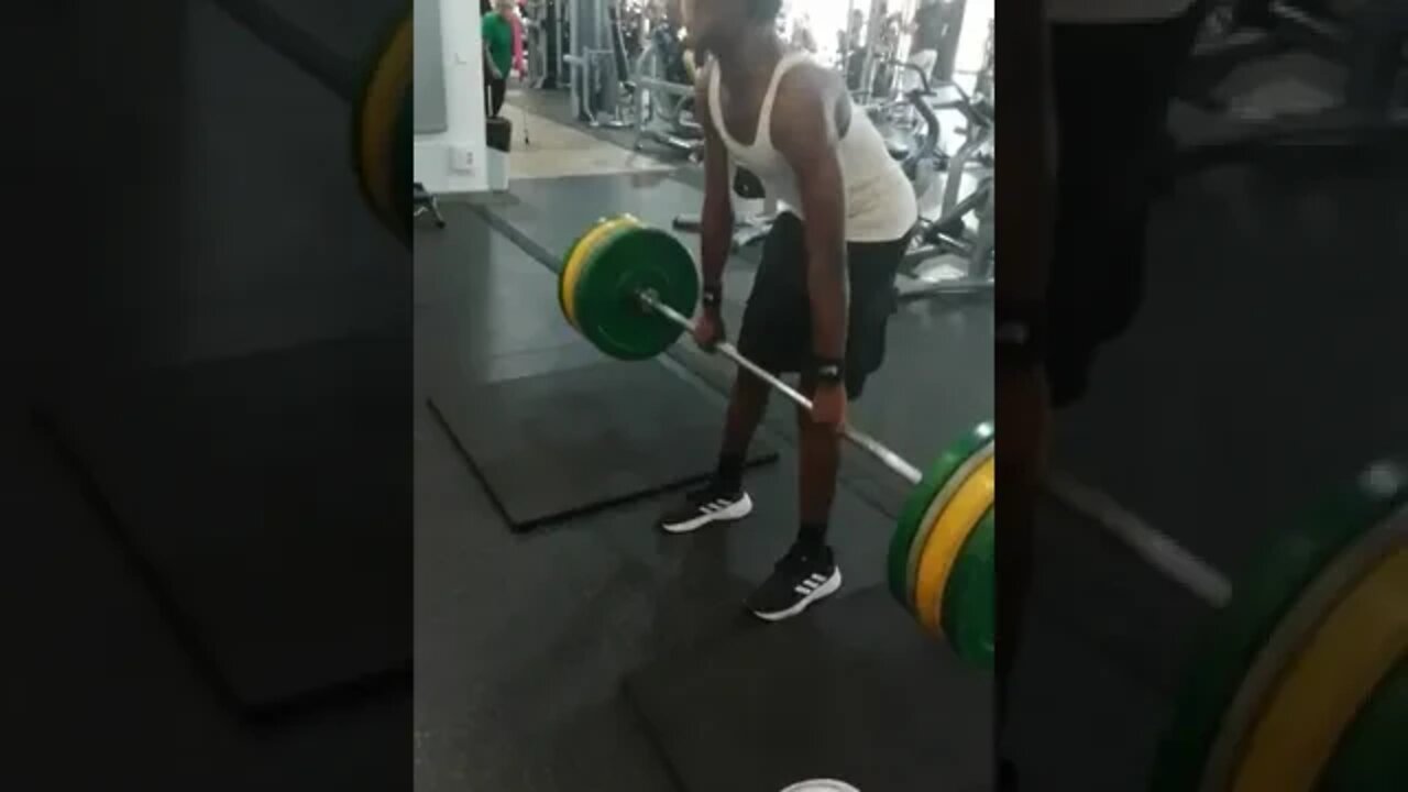 100 kg en Peso Muerto (Primer día en el gimnasio con 15 años)