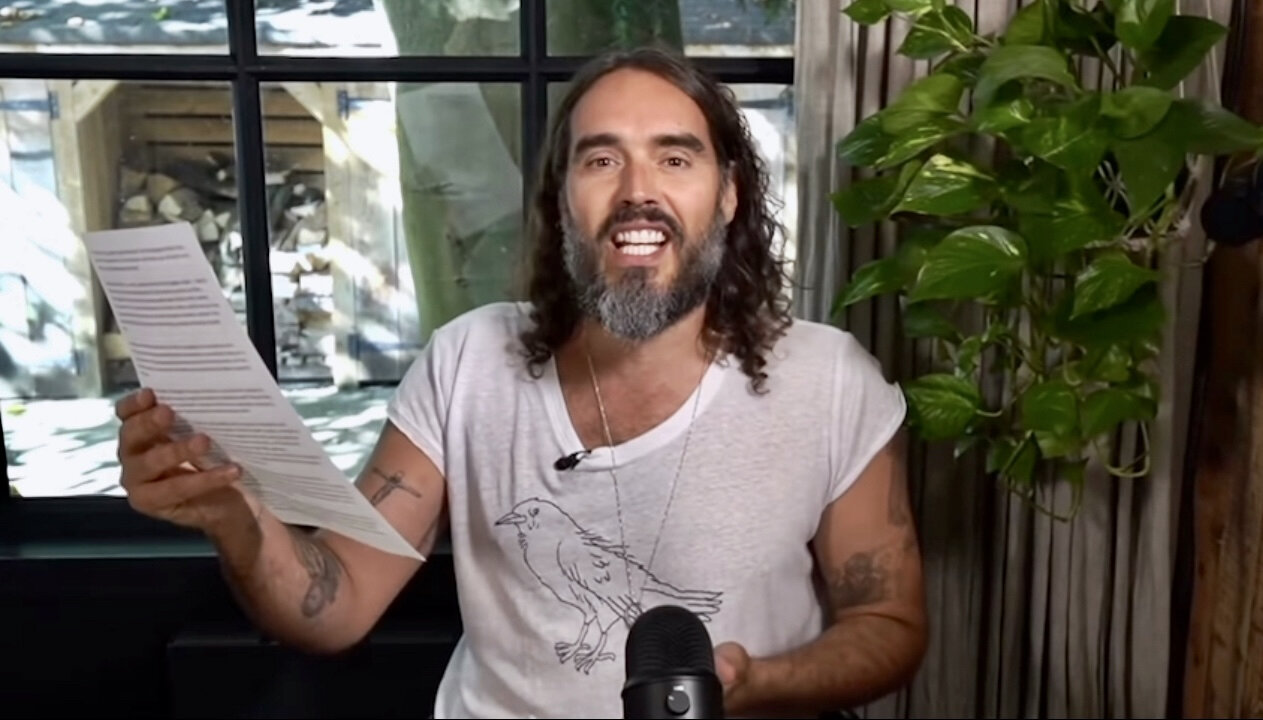 Russell Brand on Hillary Clinton’s Russia Gate Scandal