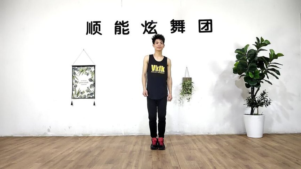 动感广场舞《夜之光》，动感的舞姿舞曲，让人忍不住跟着跳【順能炫舞團】