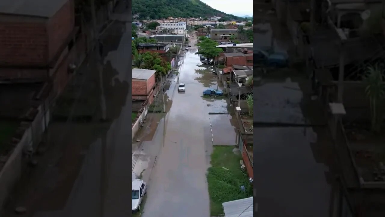 Em dia de chuva essas ruas ficam assim - Km 32, Nova Iguaçu