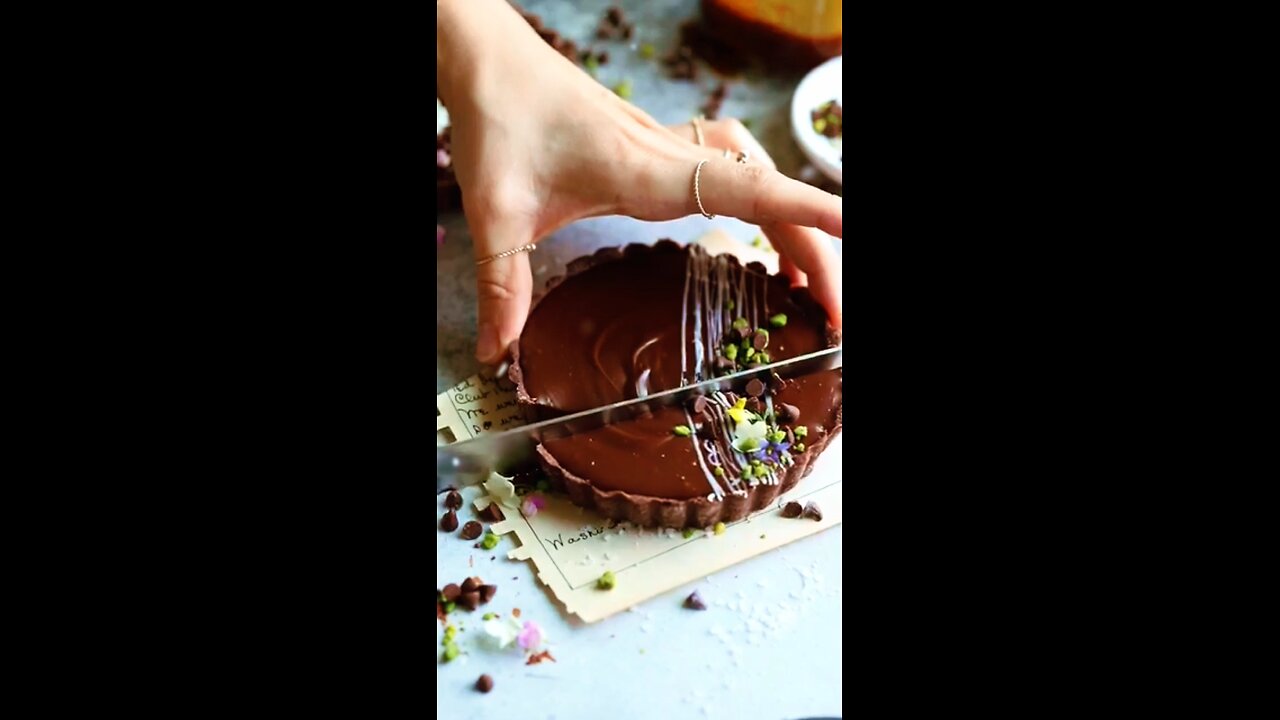 You must try this choco blast cake