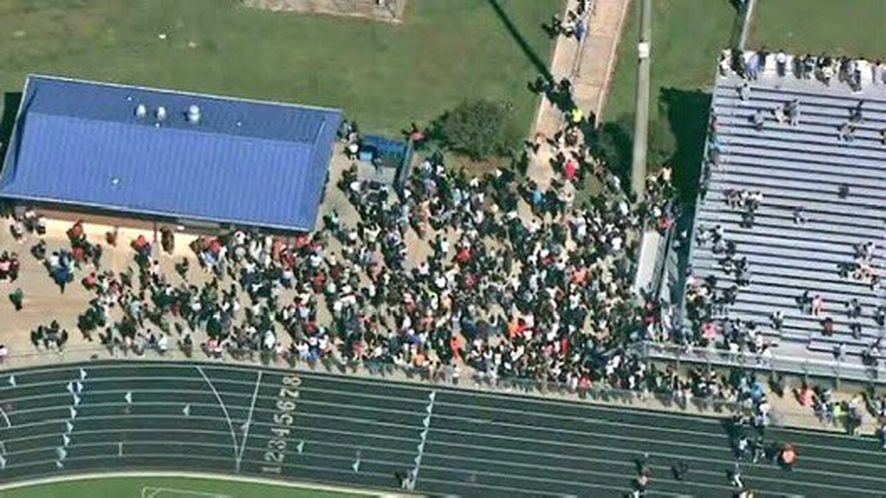 BREAKING :A tragic shooting at Apalachee High School in Winder, Georgia