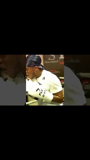 KSI TRAINING FOR JAKE PAUL!!