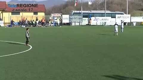 Football Fan Dies during amateur game in Italy