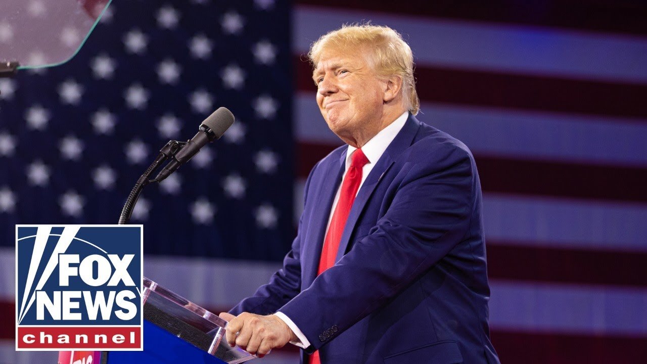 Donald Trump Holds a Rally at Madison Square Garden!