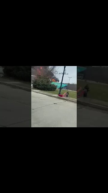 NCTV45 REPORTS BREAKING NEWS ALEXANDERS / DAY INN BURNERS Fire in Downtown New Castle PA JAN 8...