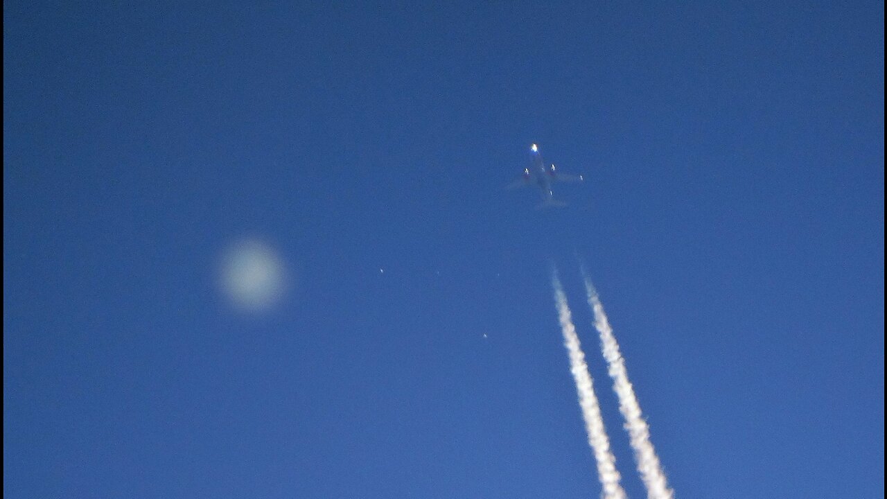 My Photos of UFOs Captured Near Planes