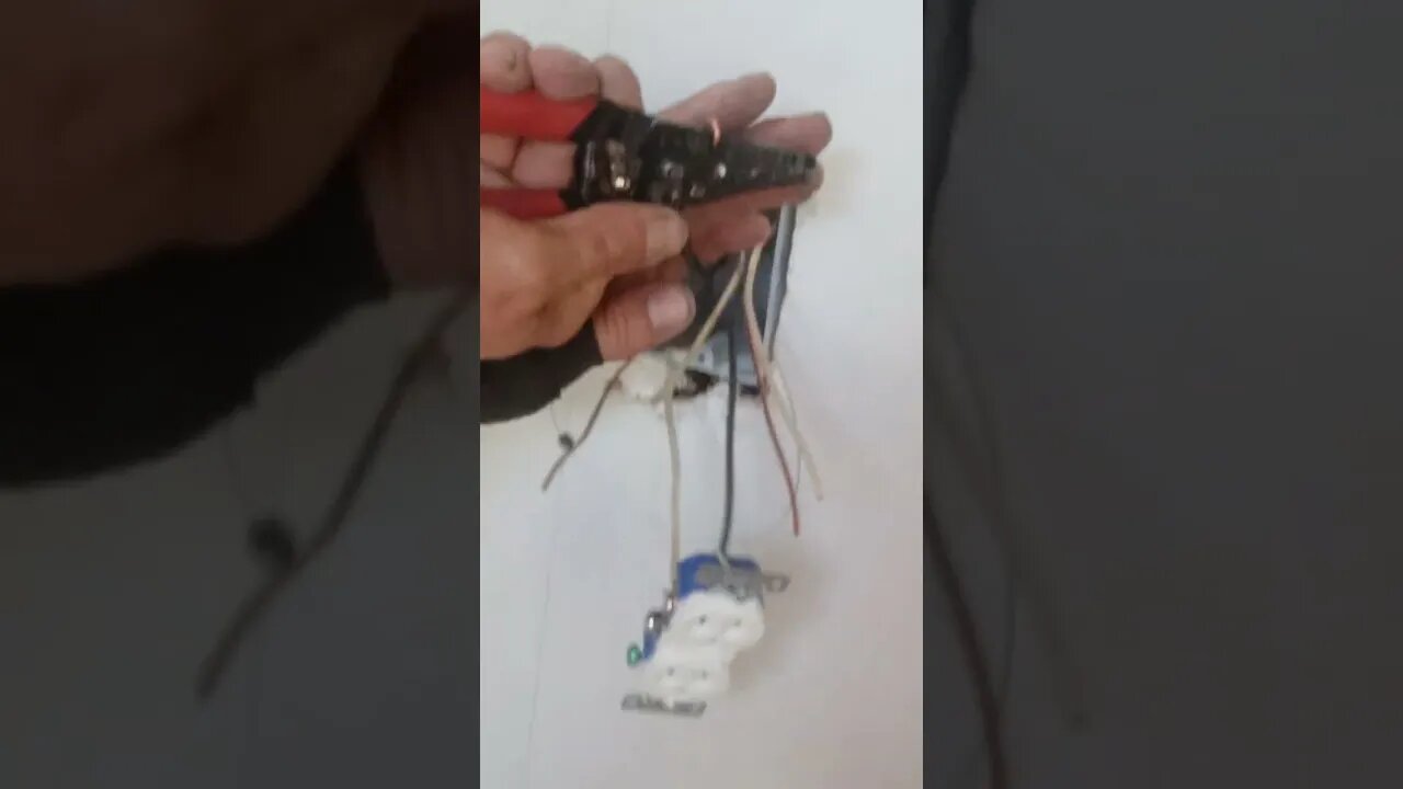 Electrician Jim Shows Yeet How To Install Electrical Outlet #diy #electrical #viral