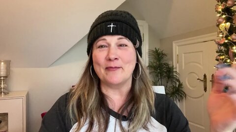 Setting Our Minds On Things Above | Nichole Marbach