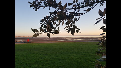 I need Wellington boots. Vlog on a beach. Sun is setting