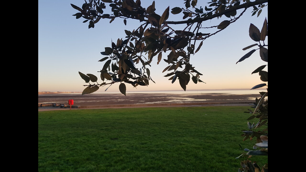 I need Wellington boots. Vlog on a beach. Sun is setting
