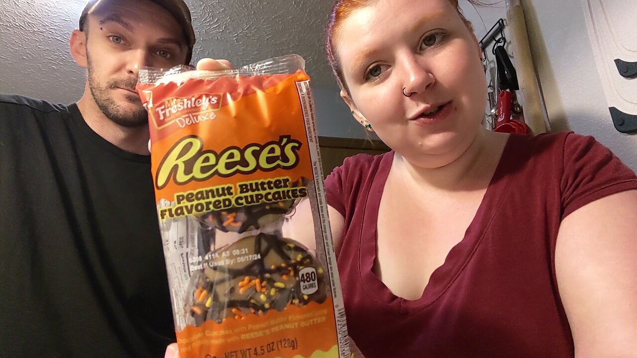 Reeses Peanut Butter Flavored Cupcakes Taste Test