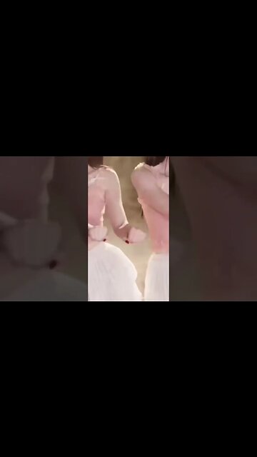 Hot Chinese Girls Are Twin Dancers