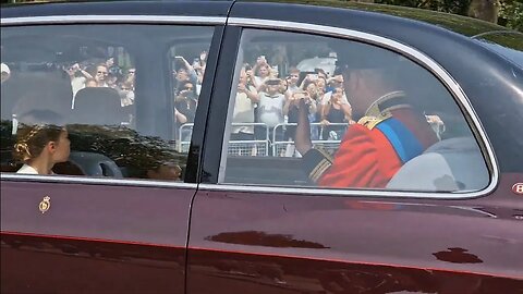 Prince William and Kate the kids leave the side gate Buckingham Palace #troopingthecolour