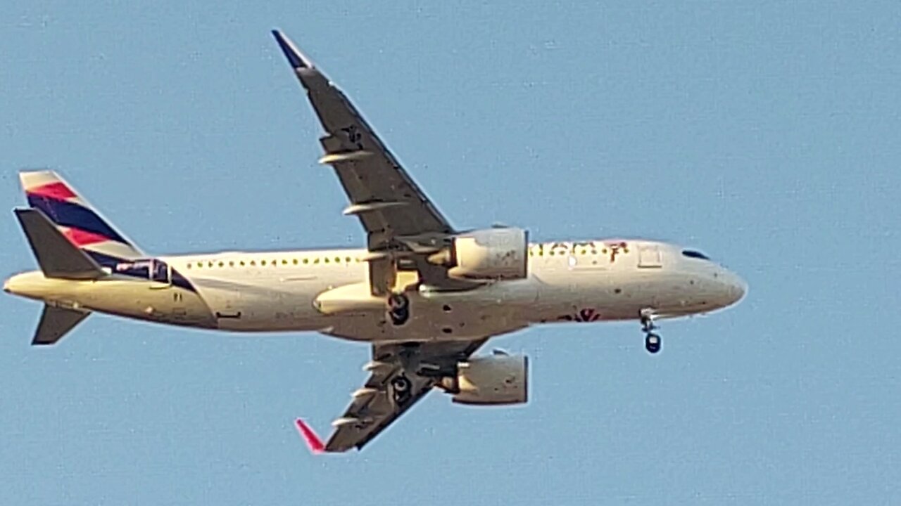 Airbus A320NEO PR-XBQ coming from São Paulo(Congonhas) to Fortaleza