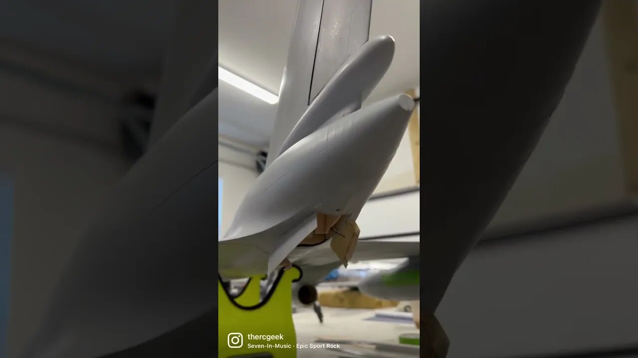 DRAG CHUTE FTW! BIG RC B-58 Hustler Build Update 1 #rcjet #scalemodel #b58