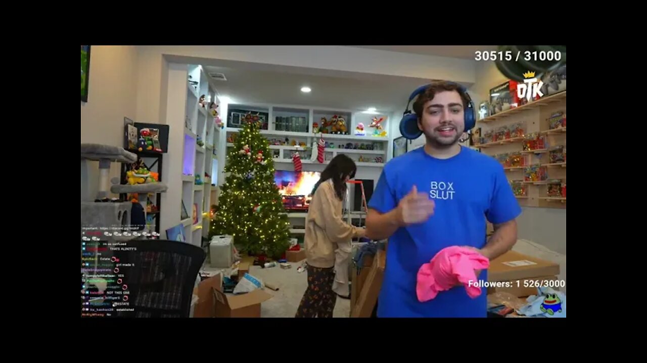 Mizkif Gives Emiru's Gifts From PO Box