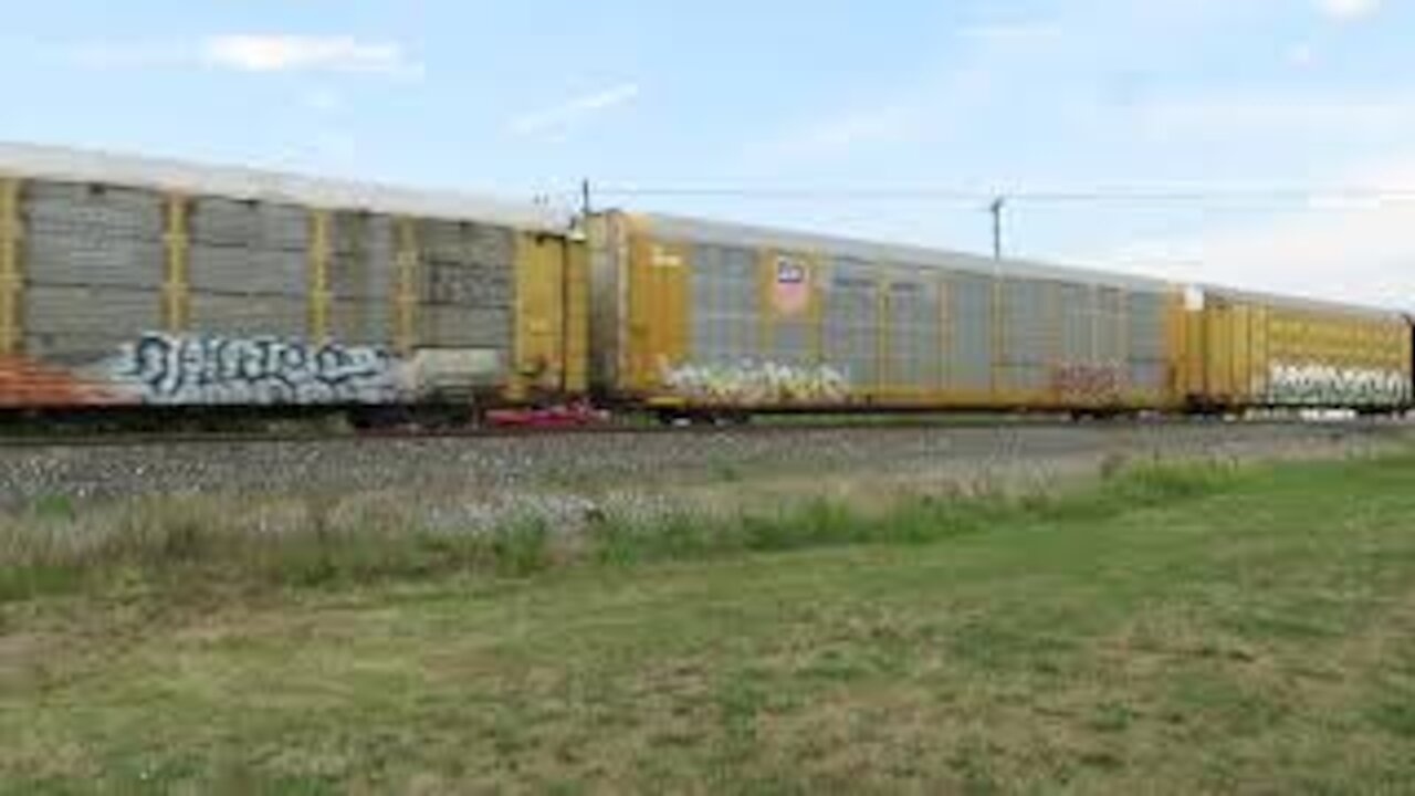 CSX Autorack Train from Sterling, Ohio 8/15/2020